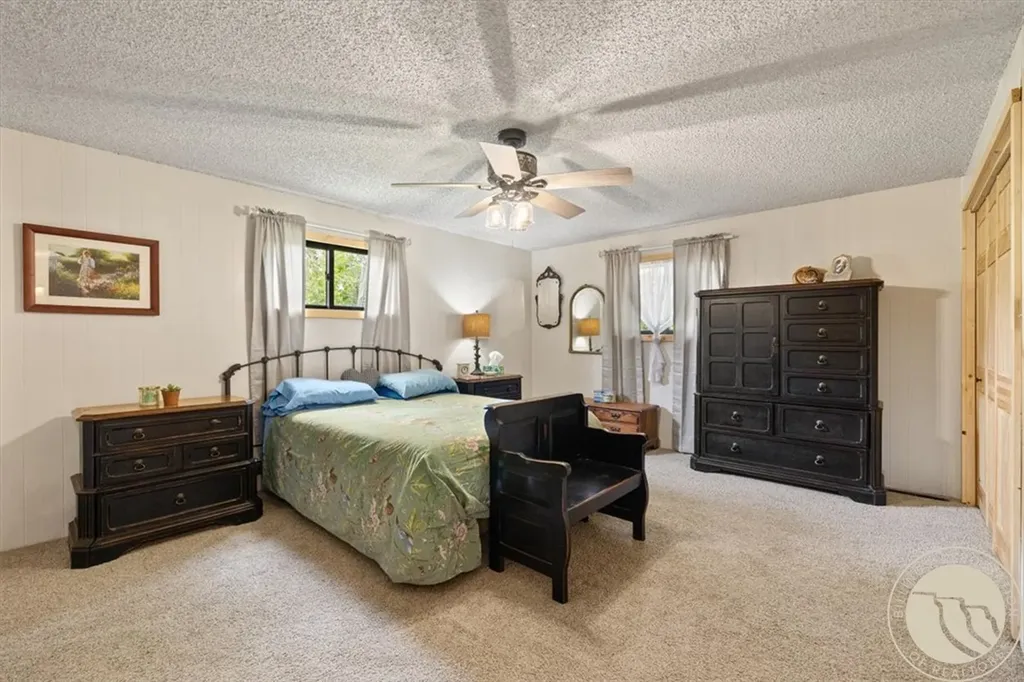 18 S Swan Lane Fromberg MT 59029