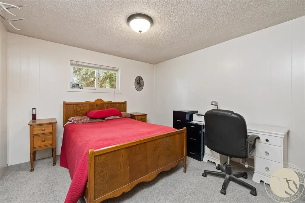 18 S Swan Lane Fromberg MT 59029