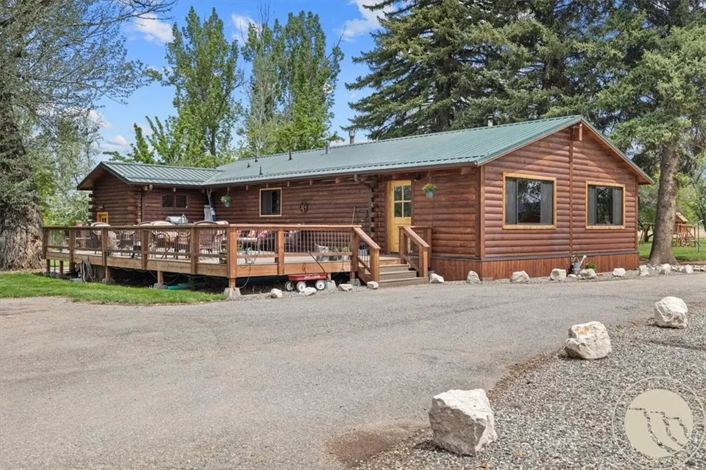 18 S Swan Lane Fromberg MT 59029