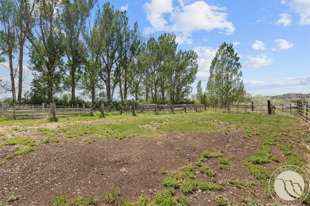 18 S Swan Lane Fromberg MT 59029