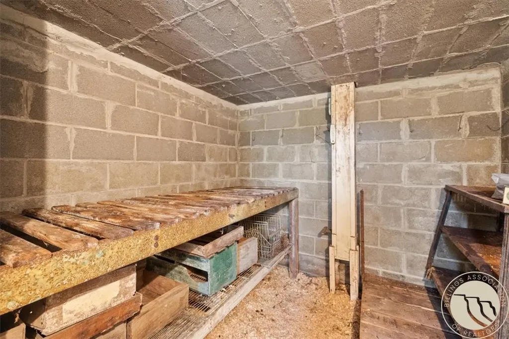 18 S Swan Lane Fromberg MT 59029