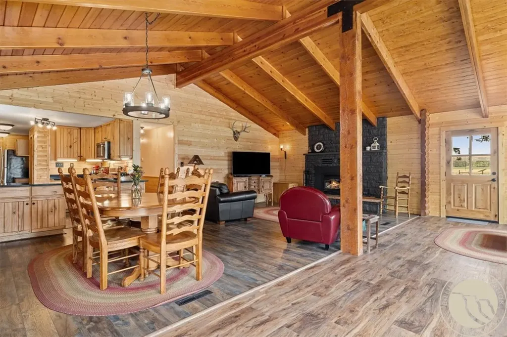 18 S Swan Lane Fromberg MT 59029