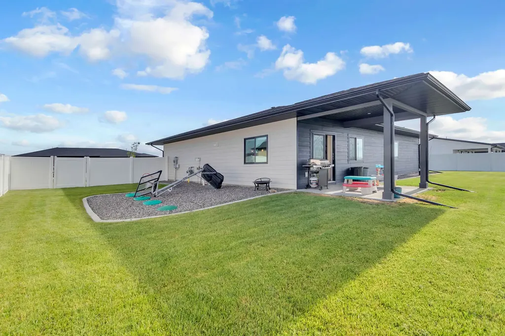 6322 Living Water Lane Billings MT 59106
