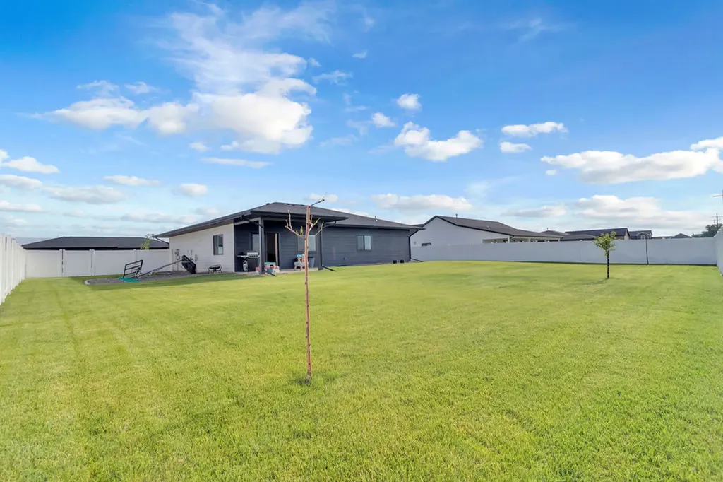 6322 Living Water Lane Billings MT 59106
