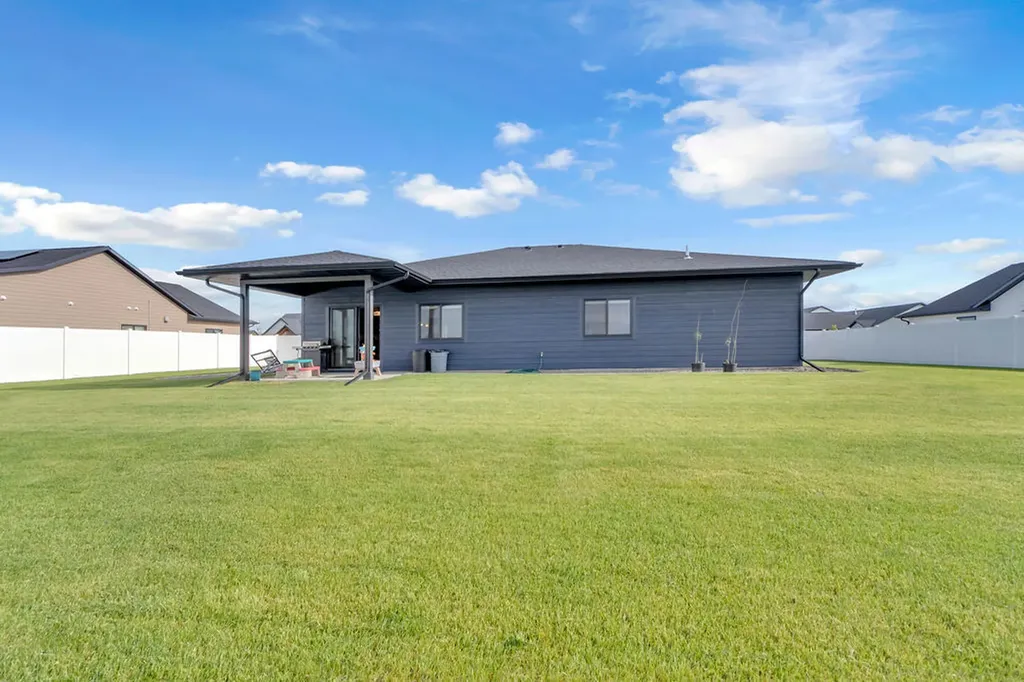 6322 Living Water Lane Billings MT 59106