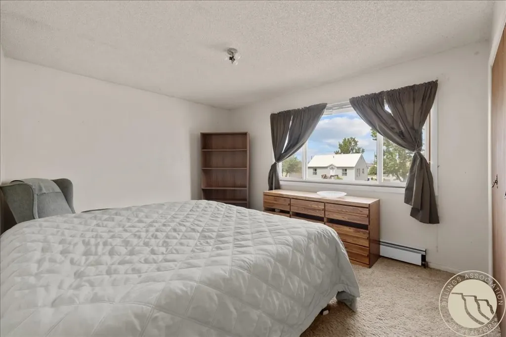 624 1st Street S Hardin MT 59034