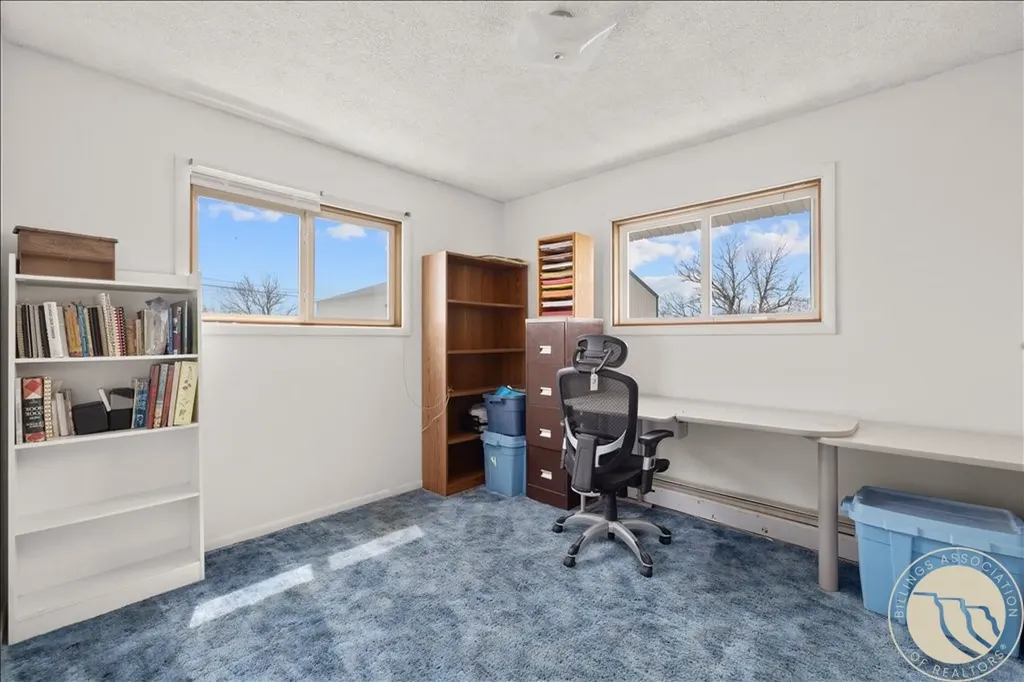 624 1st Street S Hardin MT 59034