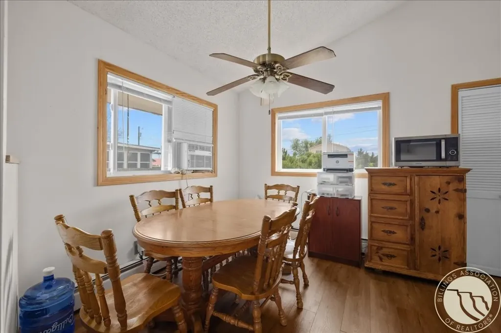 624 1st Street S Hardin MT 59034
