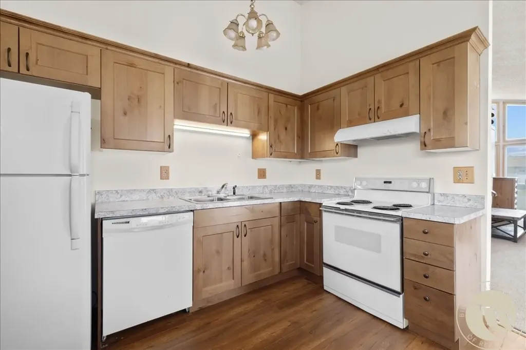 624 1st Street S Hardin MT 59034