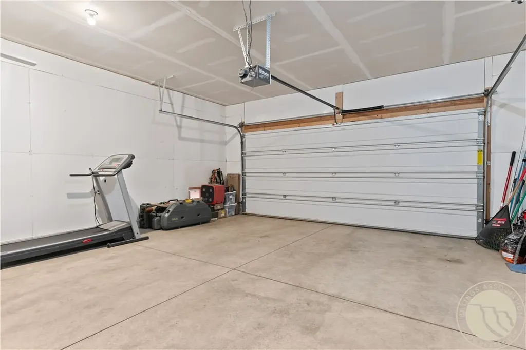 106 E 6th Street Laurel MT 59044