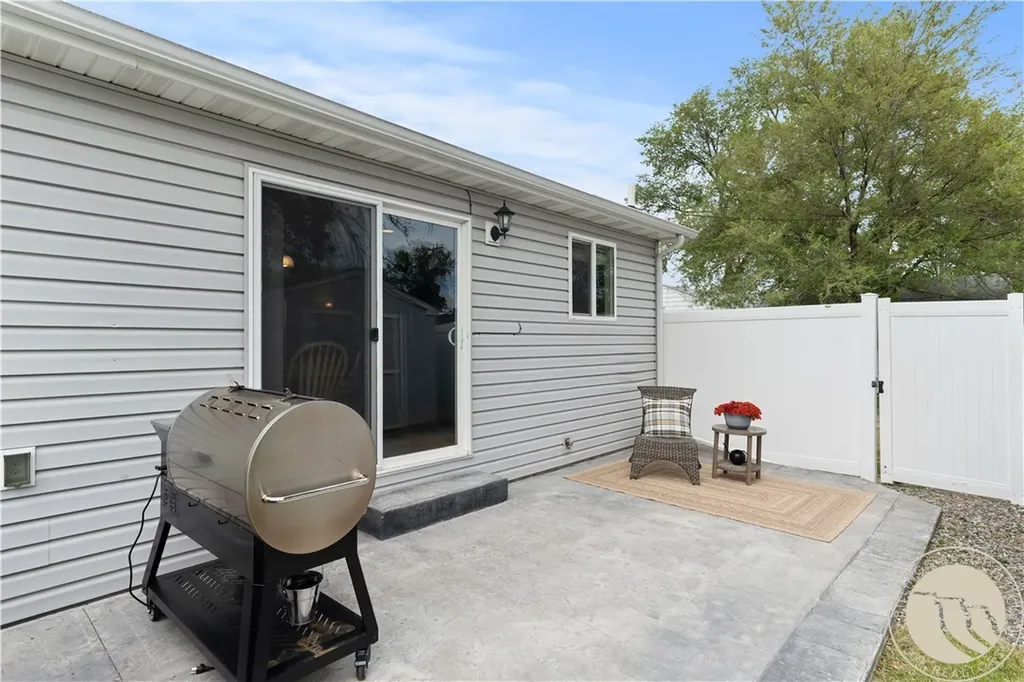106 E 6th Street Laurel MT 59044