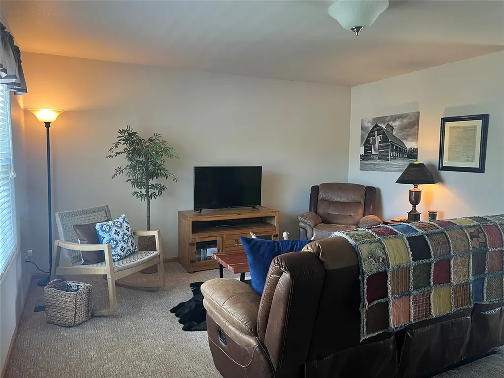 106 E 6th Street Laurel MT 59044