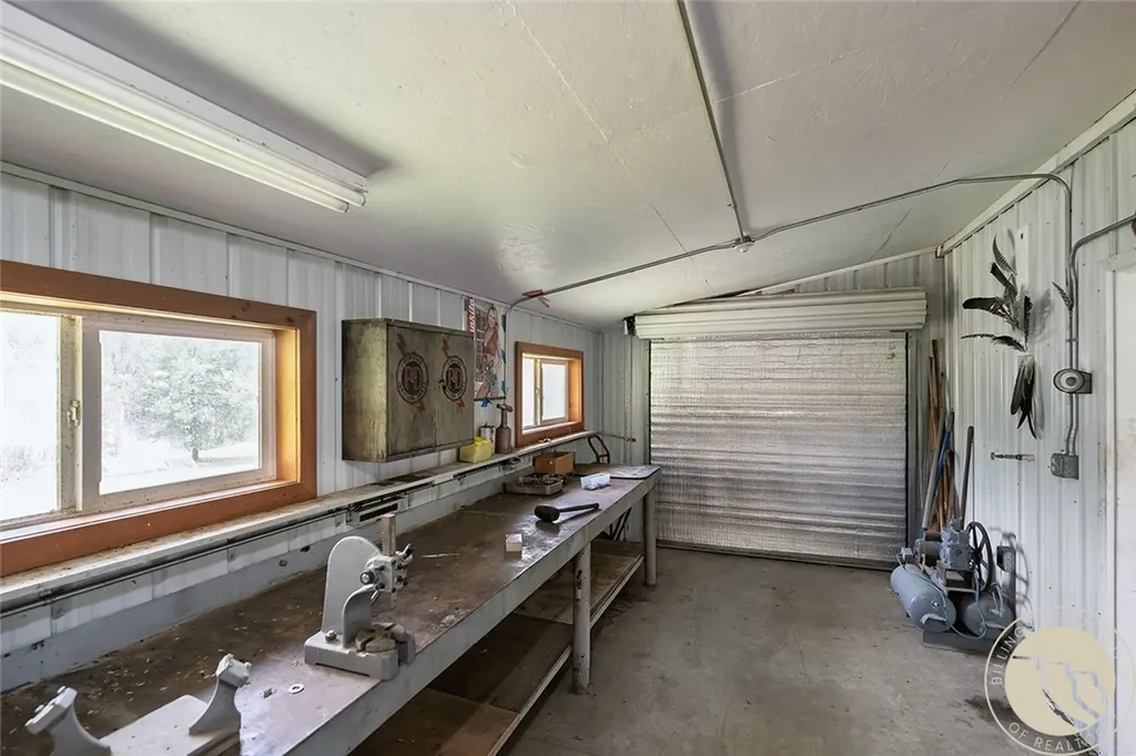 300 Skibstad Road Columbus MT 59019