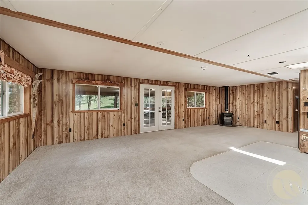 300 Skibstad Road Columbus MT 59019