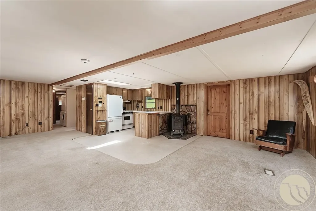300 Skibstad Road Columbus MT 59019