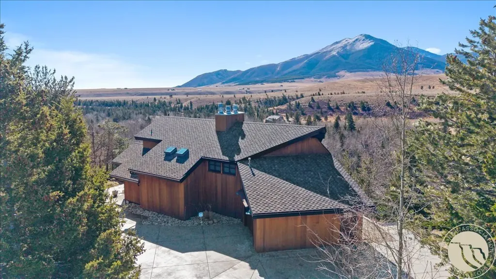 167 W Fork Road Red Lodge MT 59068