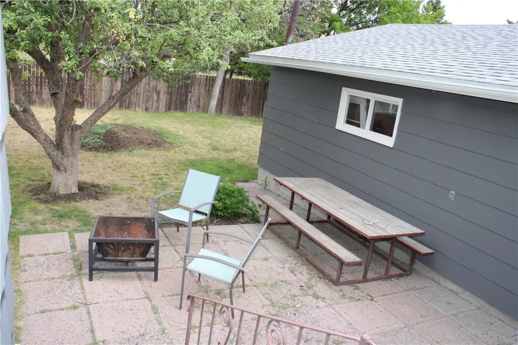 215 S D Street Bridger MT 59014