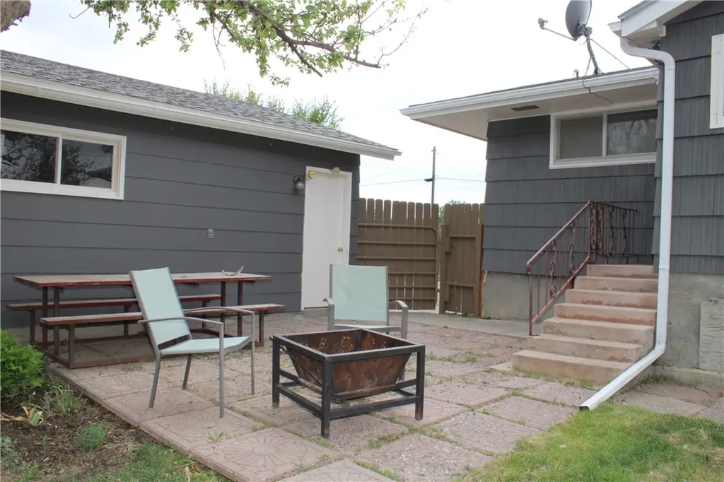 215 S D Street Bridger MT 59014