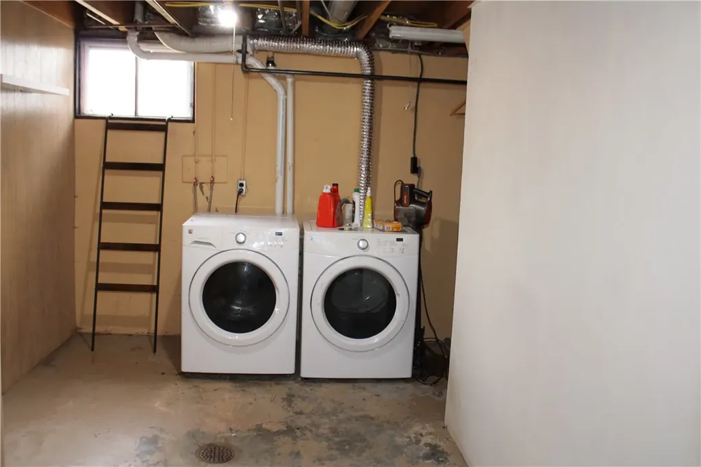 215 S D Street Bridger MT 59014