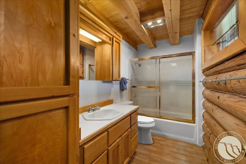 25 Denali Cabin Lane Roundup MT 59072