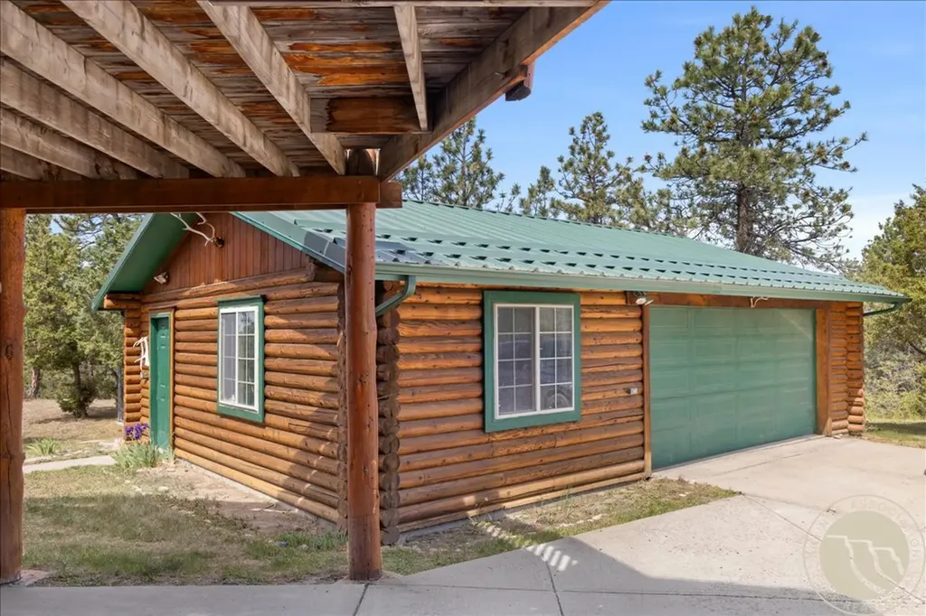 25 Denali Cabin Lane Roundup MT 59072