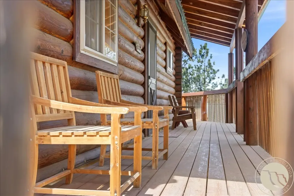 25 Denali Cabin Lane Roundup MT 59072