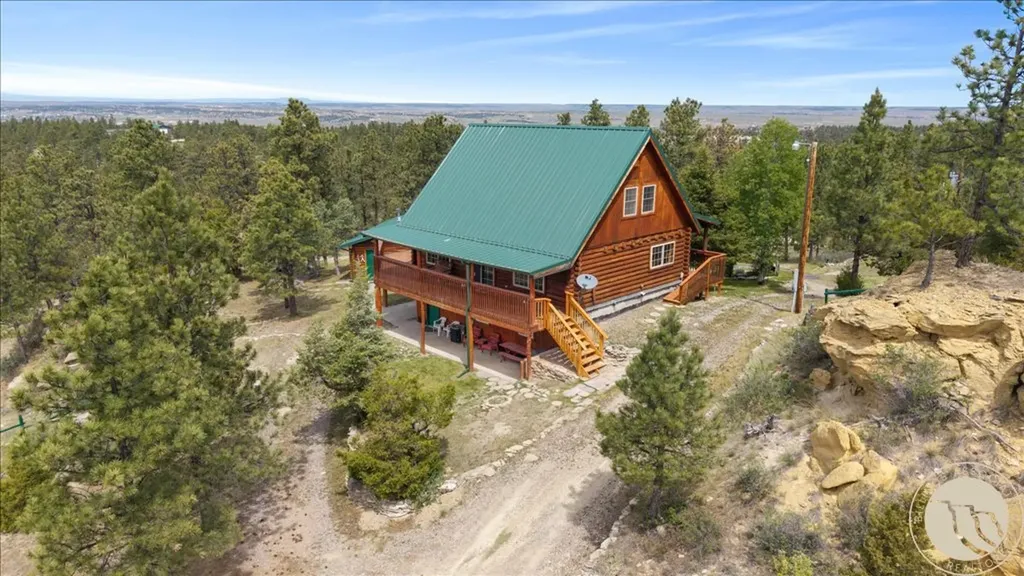 25 Denali Cabin Lane Roundup MT 59072