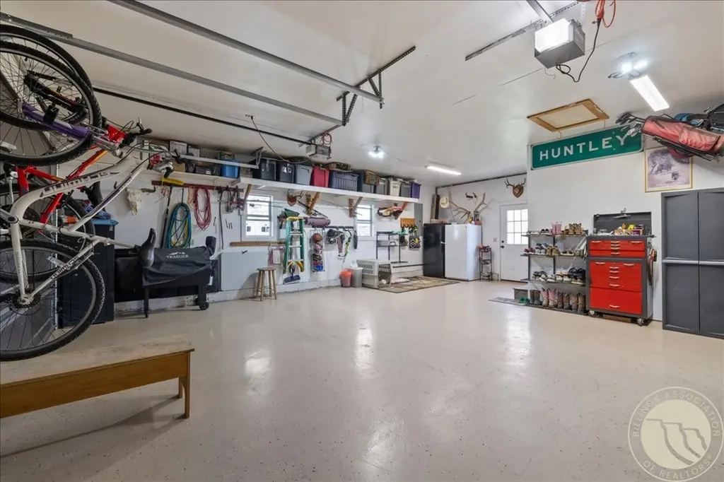 1419 W M Road Worden MT 59088