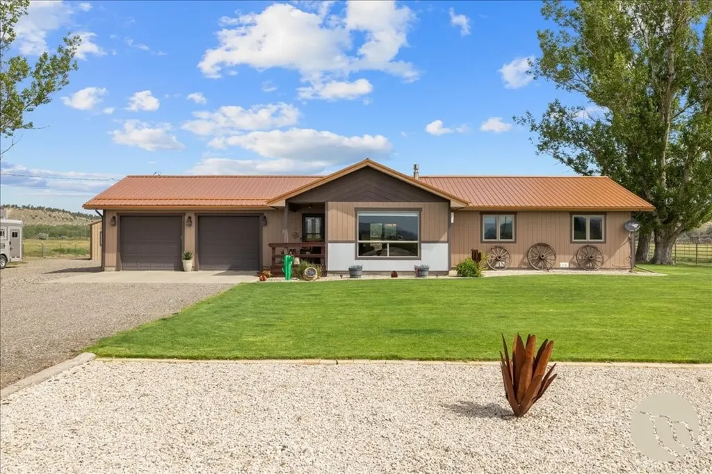 1419 W M Road Worden MT 59088