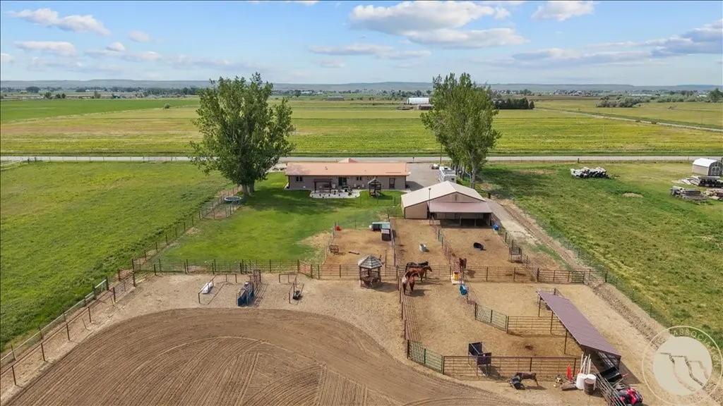 1419 W M Road Worden MT 59088