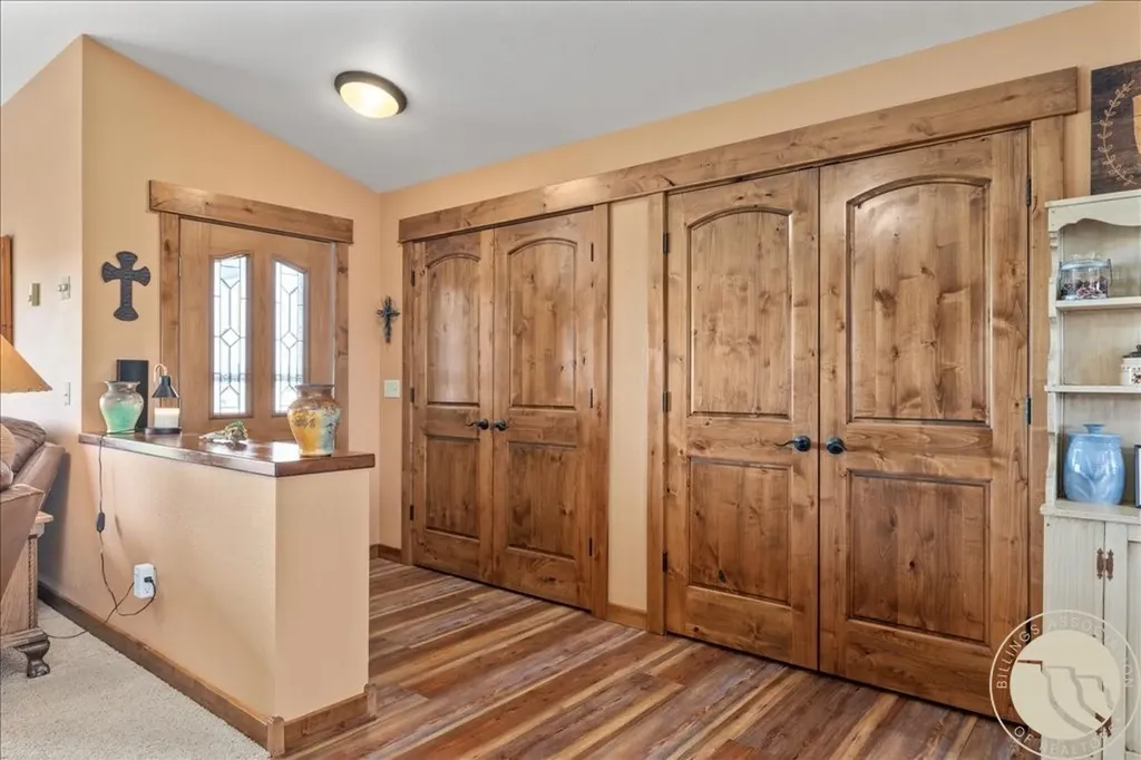 1419 W M Road Worden MT 59088