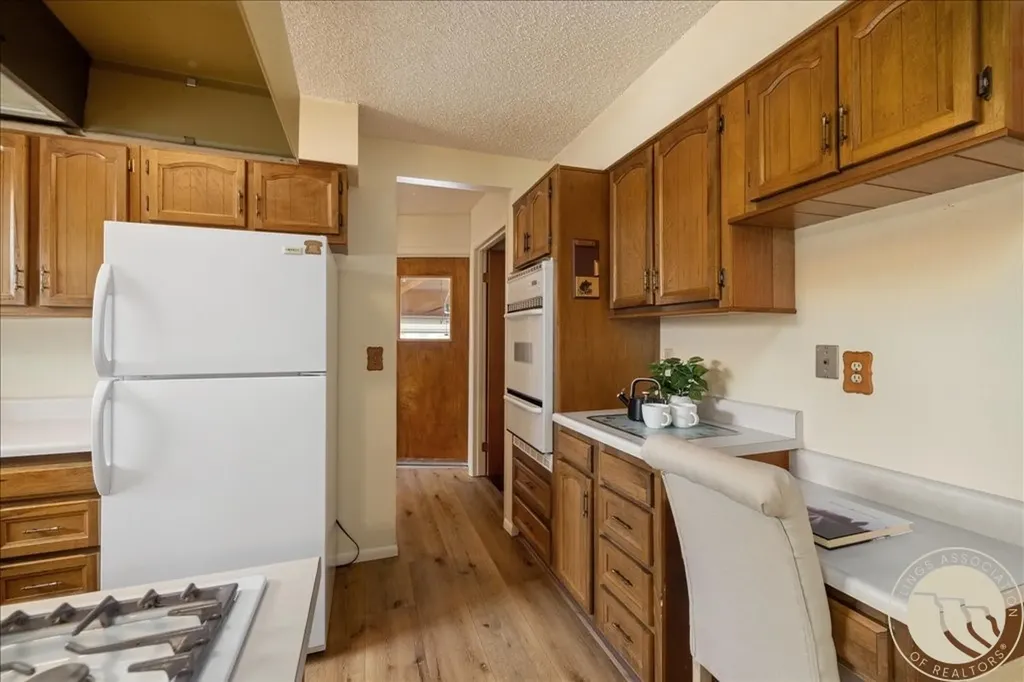 209 9th Street W Hardin MT 59034