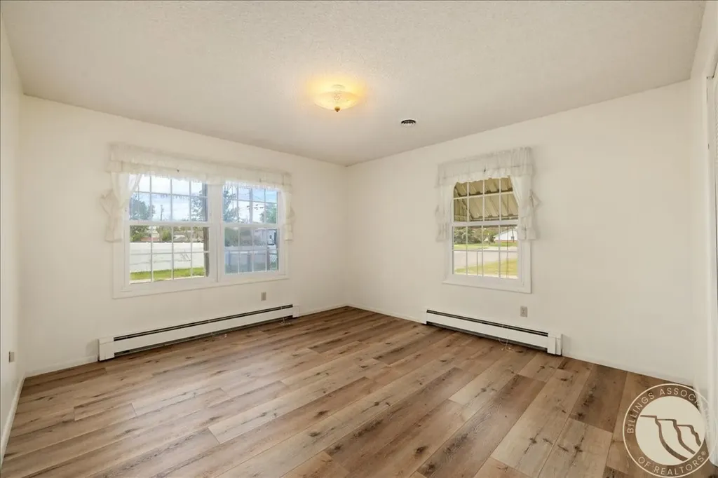 209 9th Street W Hardin MT 59034