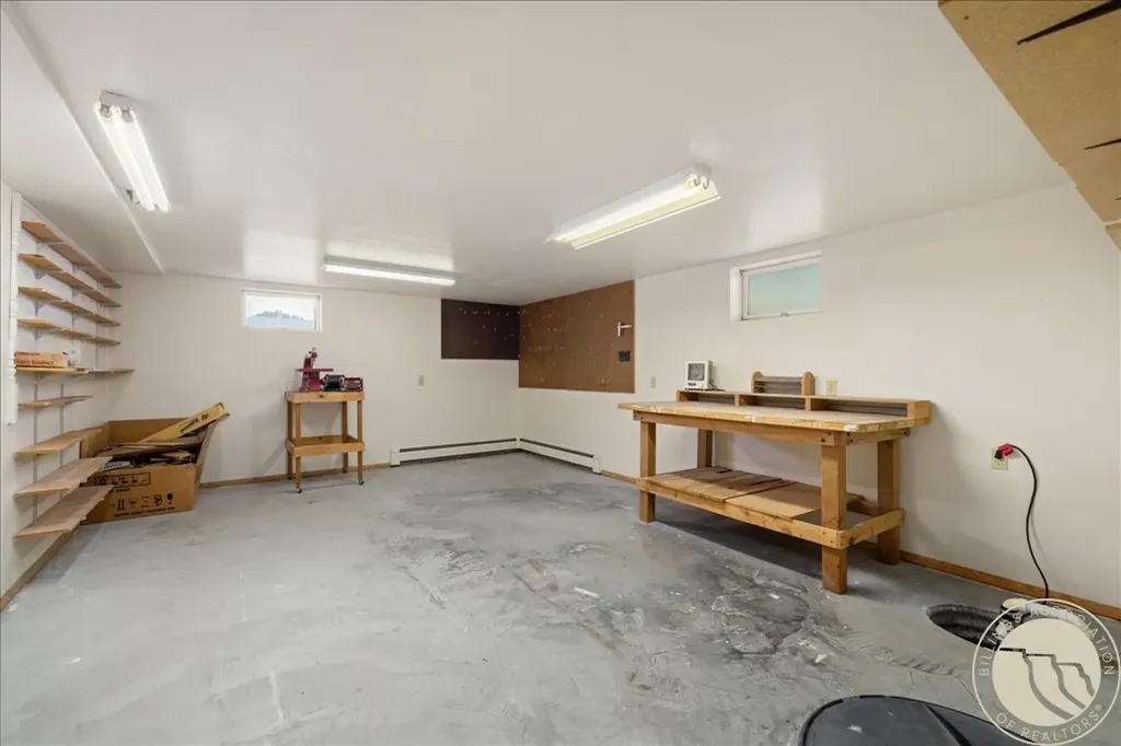 209 9th Street W Hardin MT 59034