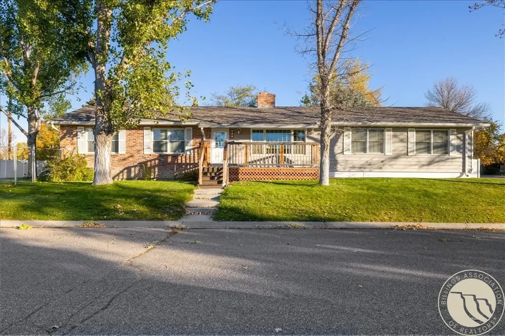 209 9th Street W Hardin MT 59034
