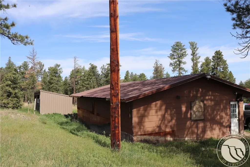 14 Mccord Road Roundup MT 59072