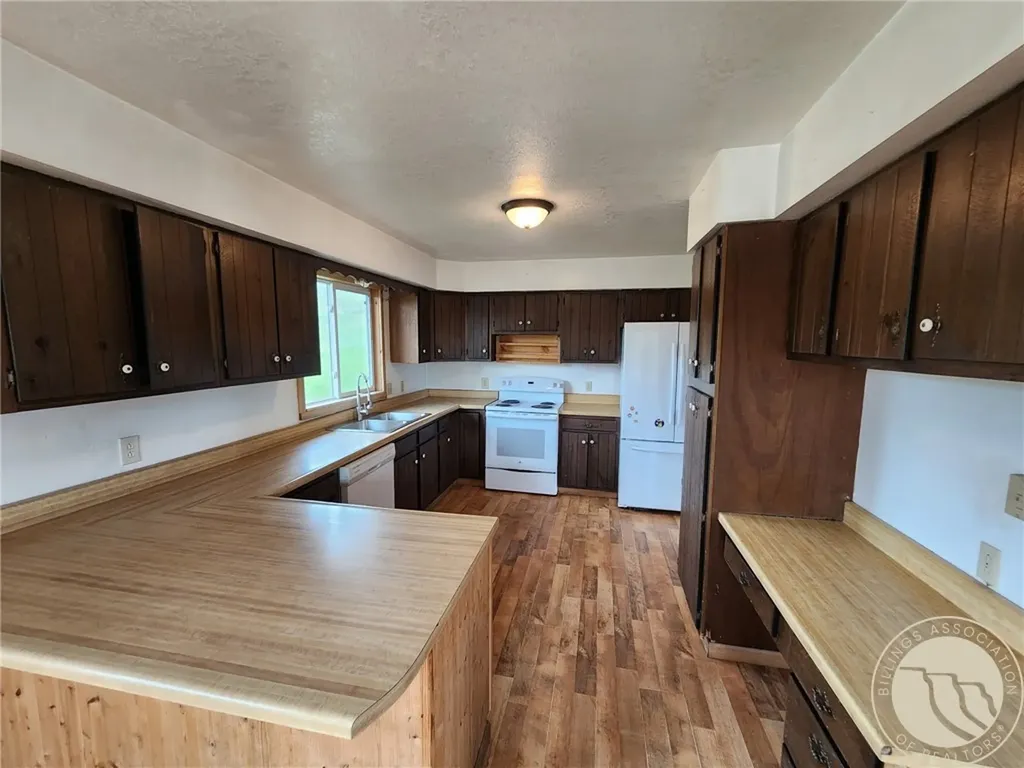 14 Mccord Road Roundup MT 59072