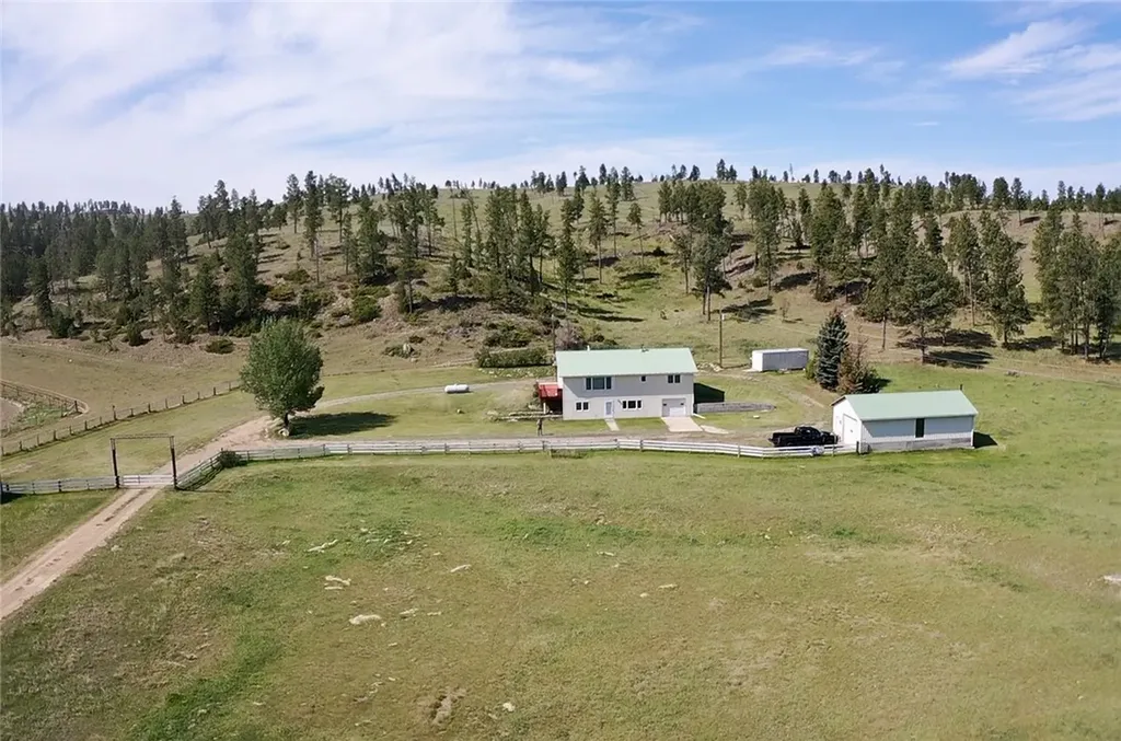 72 Rehder Road Roundup MT 59072