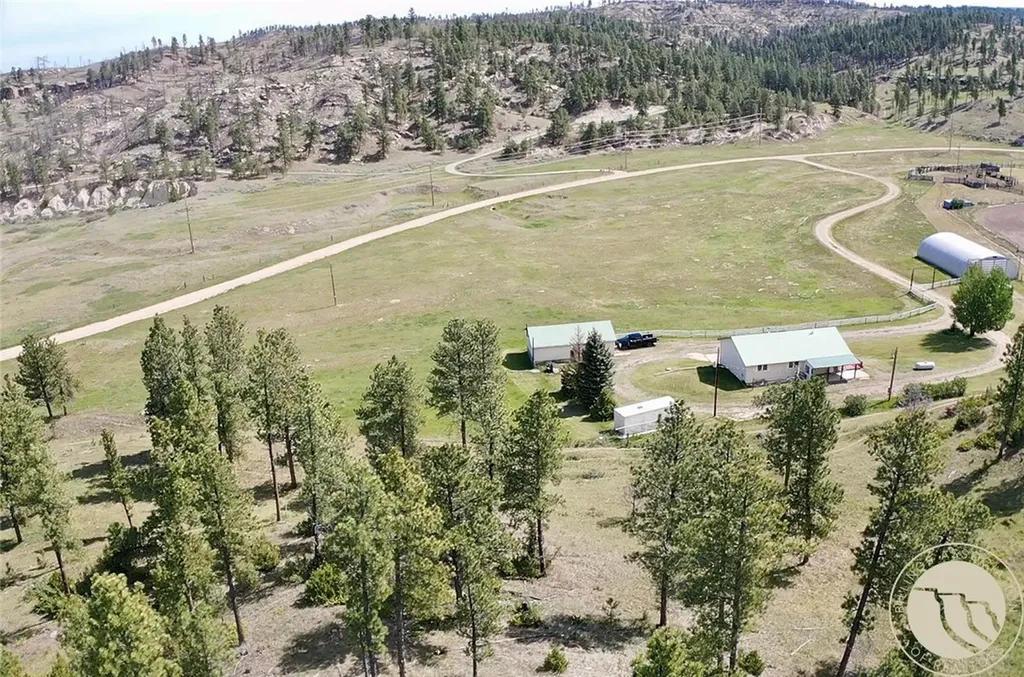 72 Rehder Road Roundup MT 59072