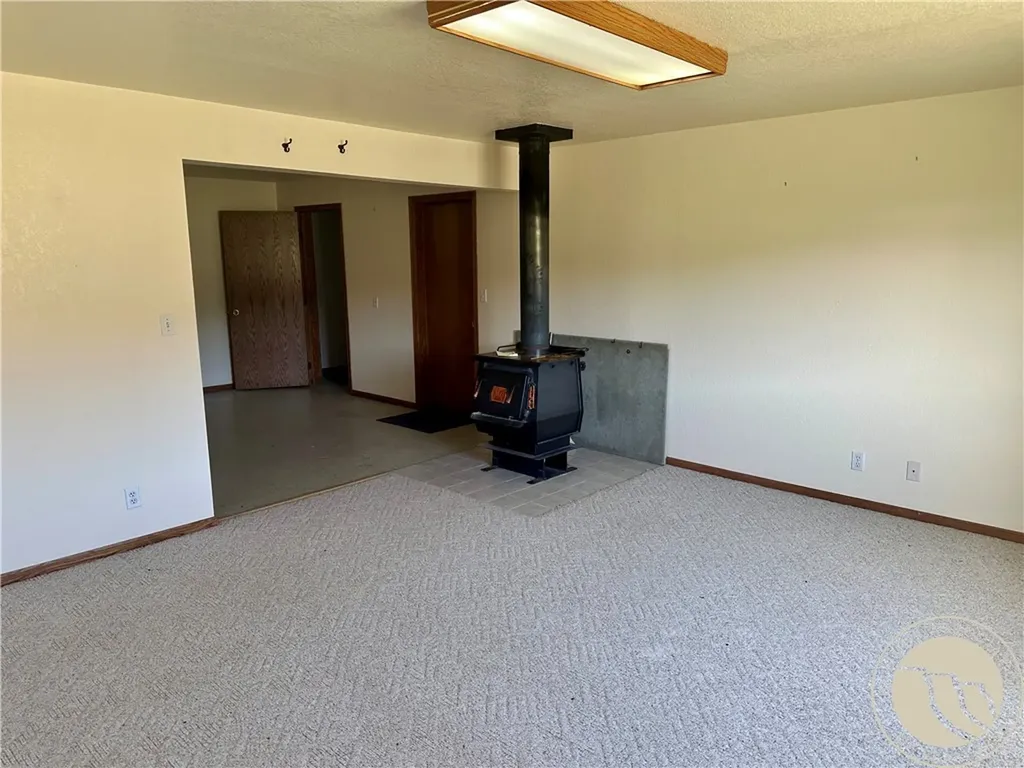 72 Rehder Road Roundup MT 59072
