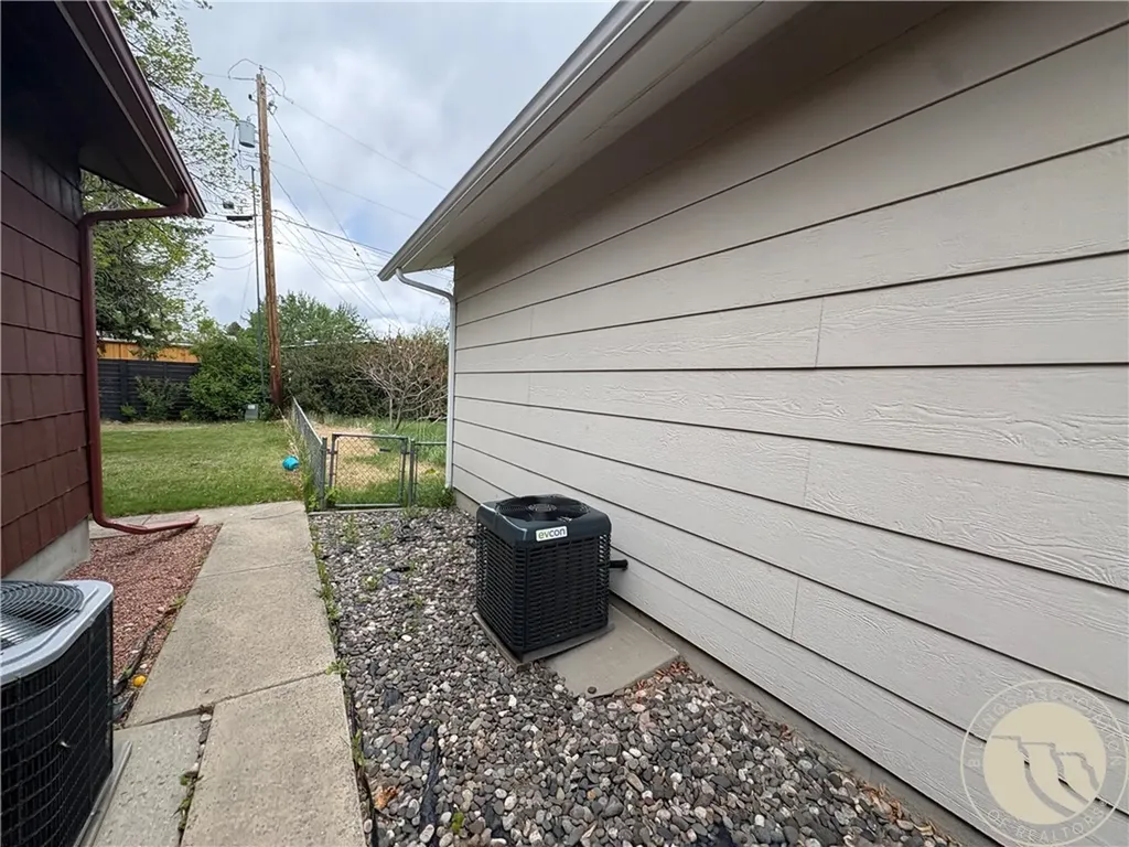 1101/1103 Yellowstone Avenue Billings MT 59102