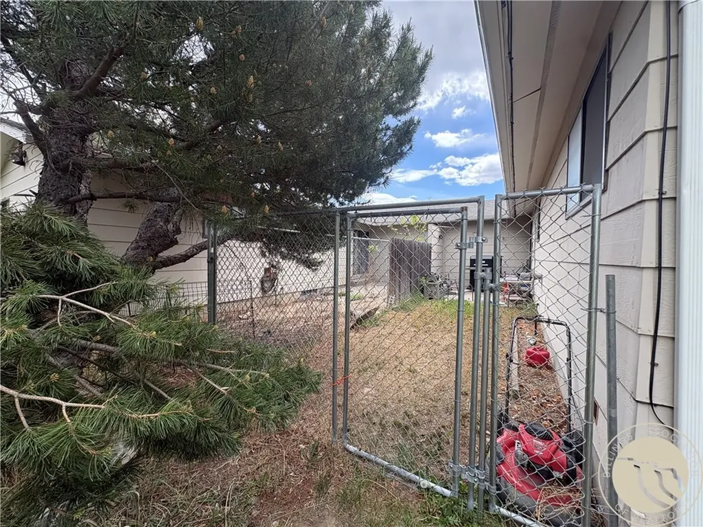 1101/1103 Yellowstone Avenue Billings MT 59102