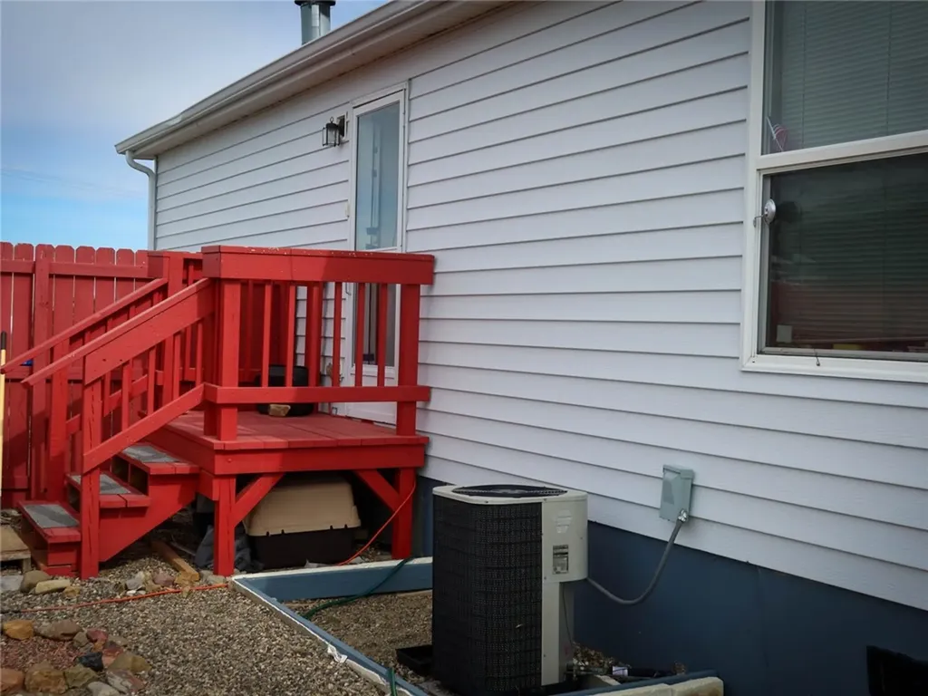 513 Fergus Street Melstone MT 59054