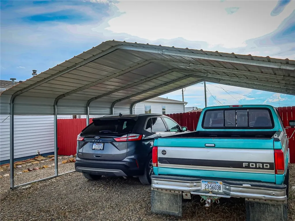 513 Fergus Street Melstone MT 59054