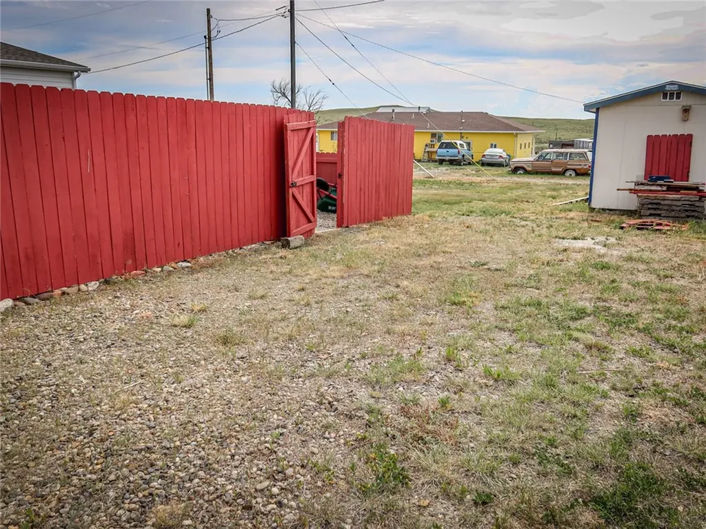 513 Fergus Street Melstone MT 59054