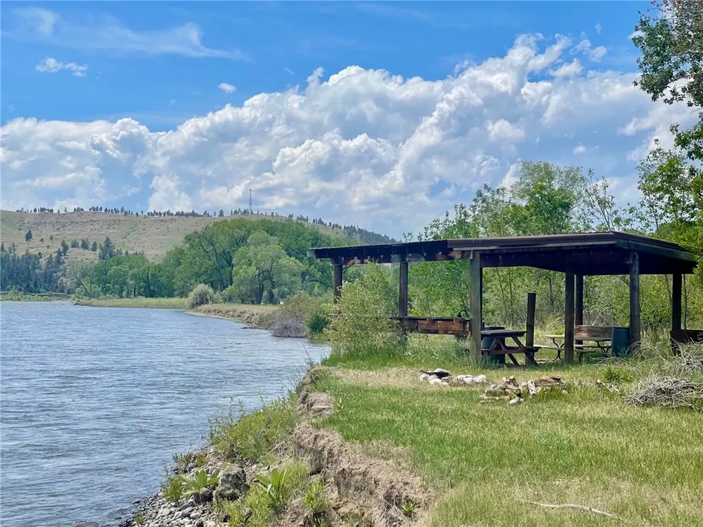 57 Ponderosa Ridge Road Columbus MT 59019