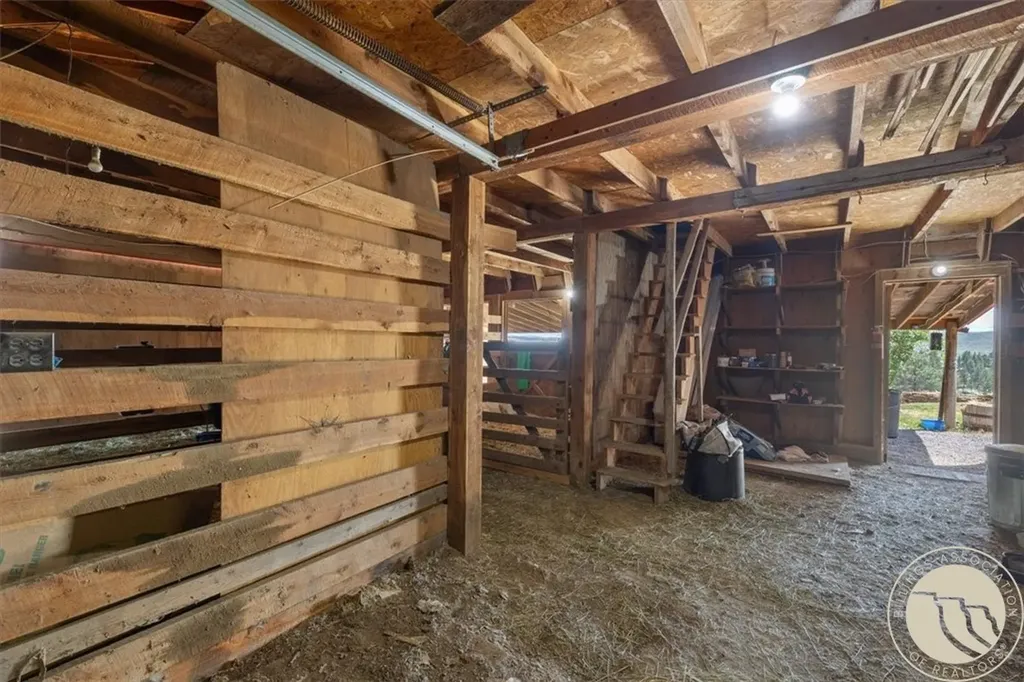 57 Ponderosa Ridge Road Columbus MT 59019