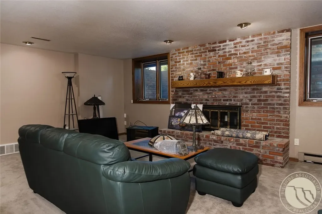 37 Heatherwood Lane Billings MT 59102