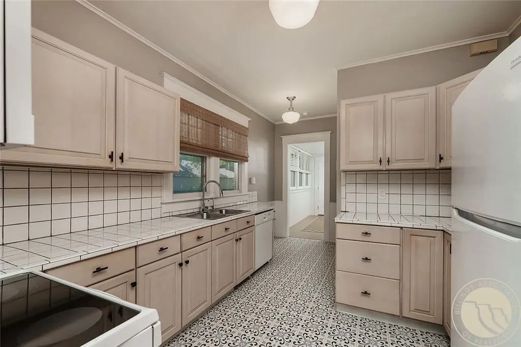 338 Yellowstone Avenue Billings MT 59101