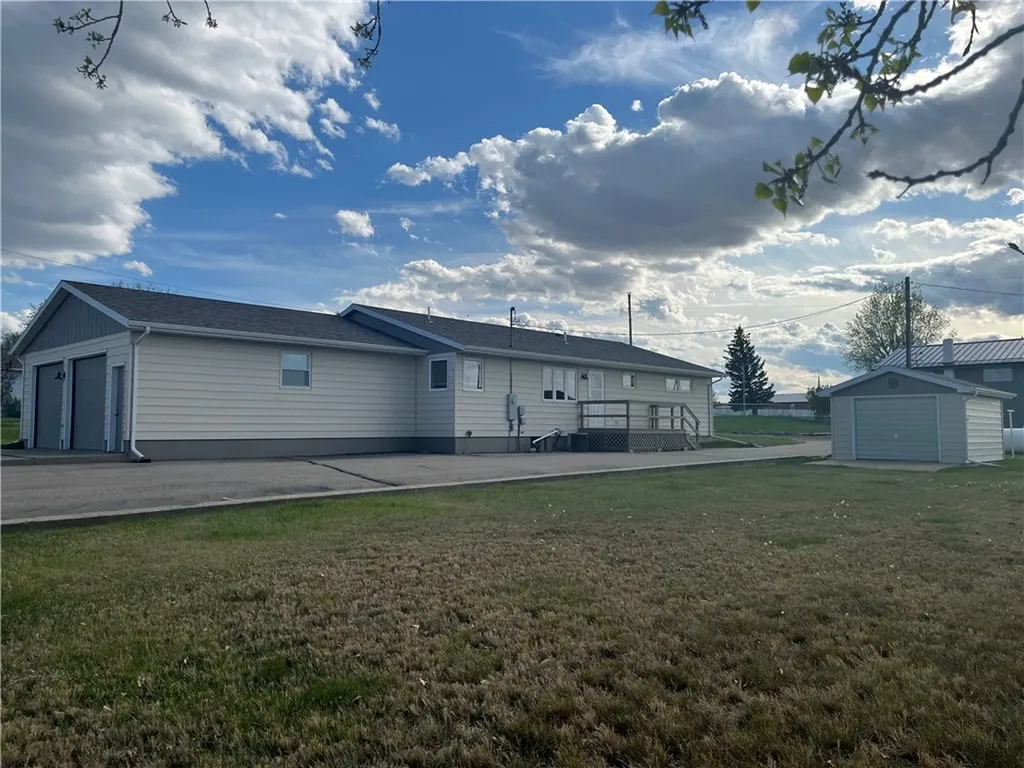 802 10th Street Circle MT 59215